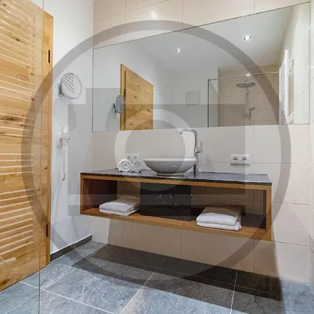 Amazing In W/ Wifi And 1 Bedrooms Apartmán Mariapfarr
